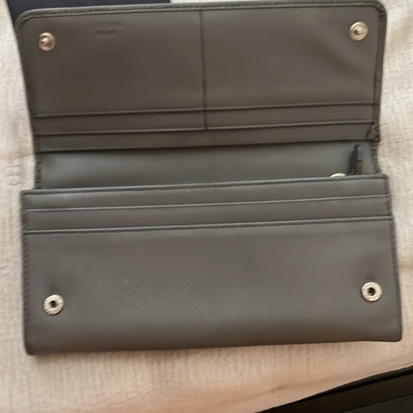Authentic grey Prada wallet - Picture 3 of 4